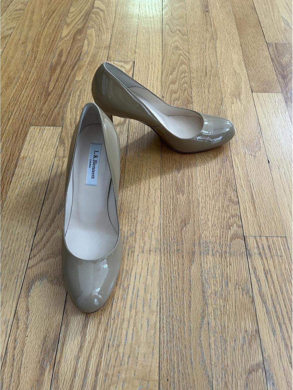 Chic Pointed Toe Heels by L.K. Bennett
